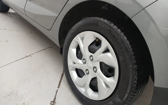 imagem-https://www.socarrao.com.br/sc-vehicle-images-prod/3969666/1789844619137-1_040334.jpg