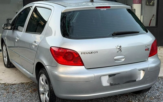 imagem-https://www.socarrao.com.br/sc-vehicle-images-prod/3969719/1789845659999-723873567