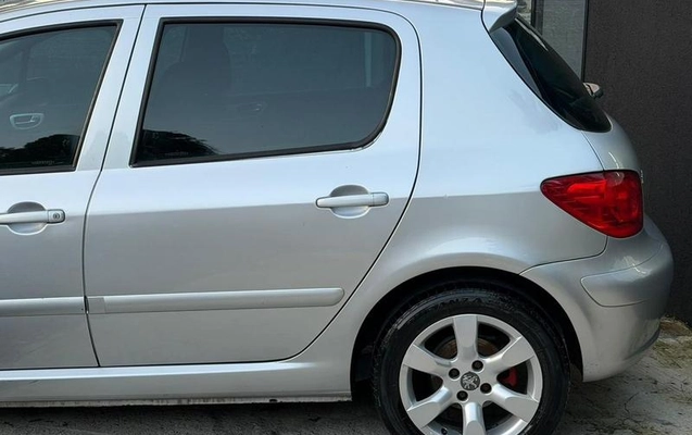 imagem-https://www.socarrao.com.br/sc-vehicle-images-prod/3969719/1789845660014-723873573