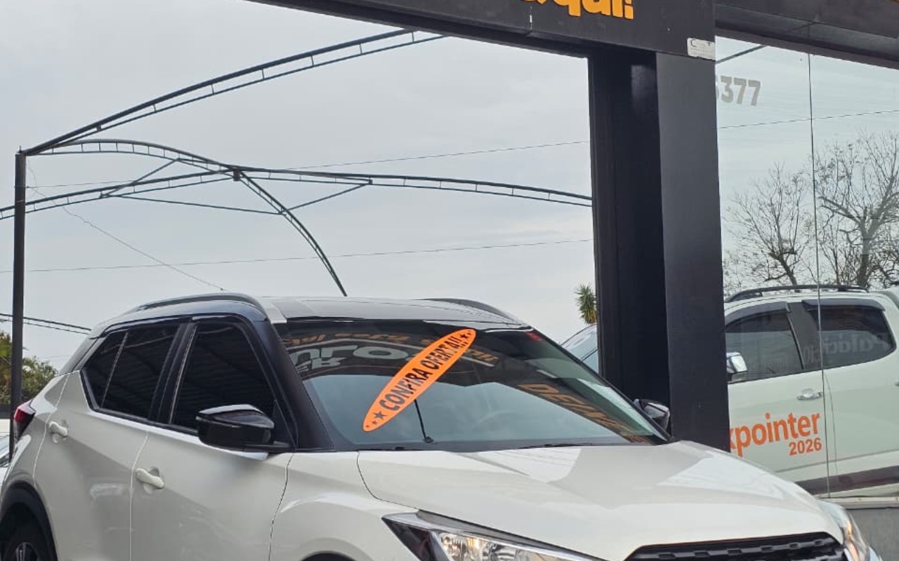 imagem-https://www.socarrao.com.br/sc-vehicle-images-prod/3969726/1789845698388-ZTY5NGZiNGYtYTUxMi00MzAzLWIxNWMtY2EyNzZlMGRjM2I2LmpwZw.jpg