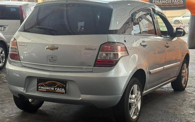 imagem-https://www.socarrao.com.br/sc-vehicle-images-prod/3969727/1789845746562-723873589