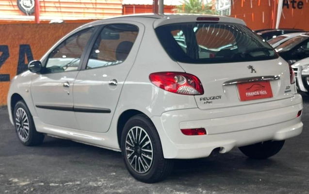 imagem-https://www.socarrao.com.br/sc-vehicle-images-prod/3969750/1789846096279-723873729