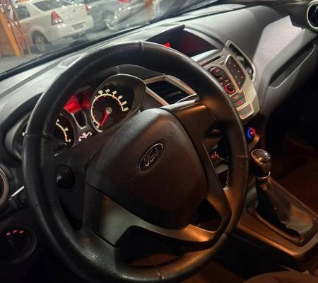 imagem-https://www.socarrao.com.br/sc-vehicle-images-prod/3969782/1789846355921-723873908