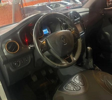imagem-https://www.socarrao.com.br/sc-vehicle-images-prod/3969793/1789846530493-723873996