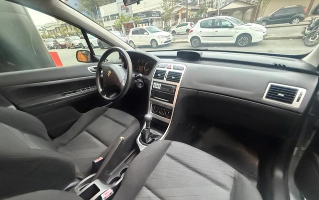 imagem-https://www.socarrao.com.br/sc-vehicle-images-prod/3969803/1789846592832-723874016