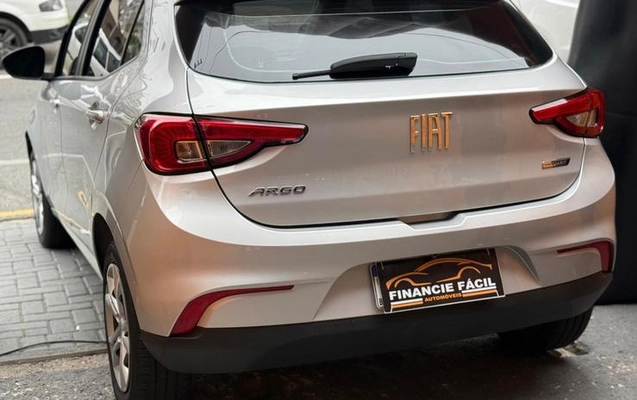 imagem-https://www.socarrao.com.br/sc-vehicle-images-prod/3969813/1789846669985-723874060