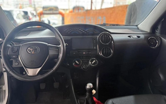 imagem-https://www.socarrao.com.br/sc-vehicle-images-prod/3969836/1789847107954-723875277
