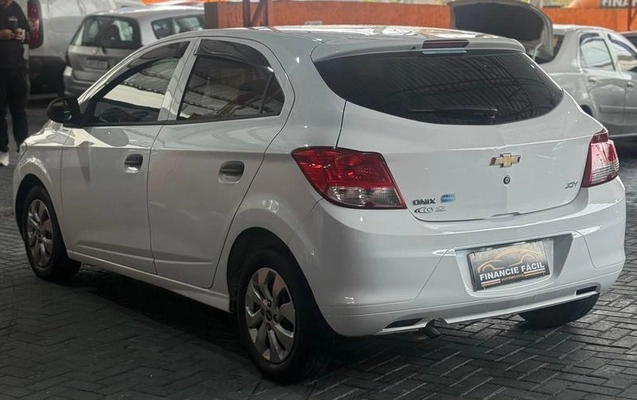 imagem-https://www.socarrao.com.br/sc-vehicle-images-prod/3969840/1789847124509-723875281