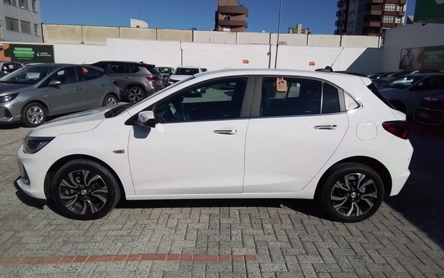 imagem-https://www.socarrao.com.br/sc-vehicle-images-prod/3969914/1789848385493-1_030222.jpg