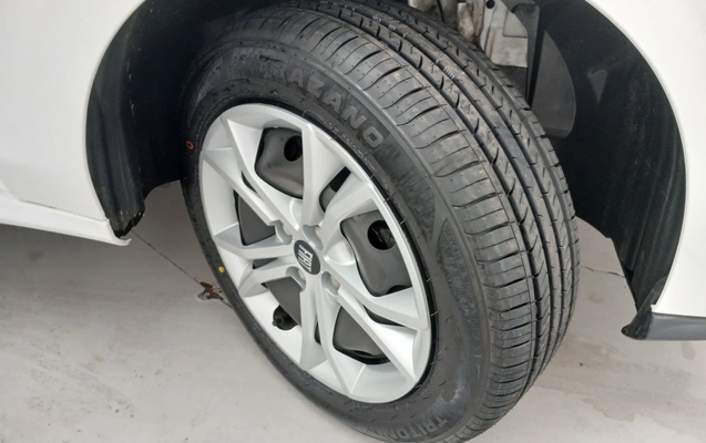imagem-https://www.socarrao.com.br/sc-vehicle-images-prod/3969955/1789848783120-1_021512.jpg