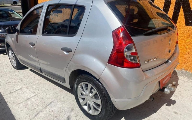 imagem-https://www.socarrao.com.br/sc-vehicle-images-prod/3970161/1789851812616-723900932