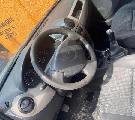 imagem-https://www.socarrao.com.br/sc-vehicle-images-prod/3970161/1789851812619-723900955