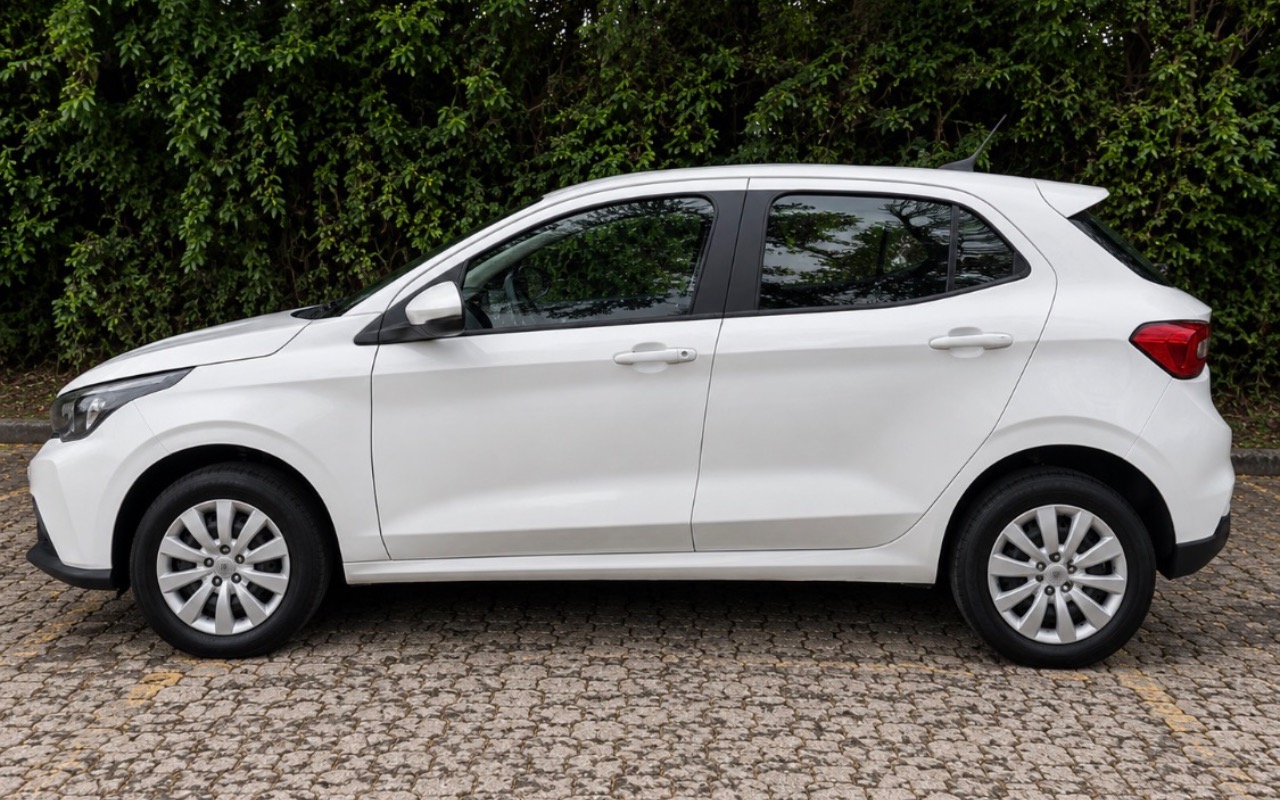 imagem-https://www.socarrao.com.br/sc-vehicle-images-prod/3970399/1789859379291-SU1HXzExNDMuanBlZw.jpeg