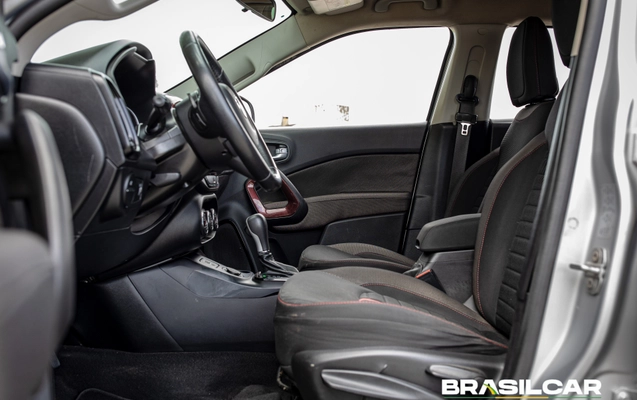 imagem-https://www.socarrao.com.br/sc-vehicle-images-prod/3970434/1789859784601-003_0fd50a1e44ca65afb1ddb38e05b52c06.jpg