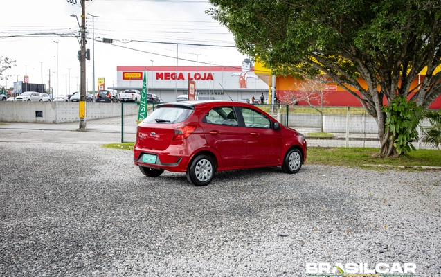 imagem-https://www.socarrao.com.br/sc-vehicle-images-prod/3970460/1789860894699-003_09317c5bd8bf0e930731d50d6ad88fb5.jpg
