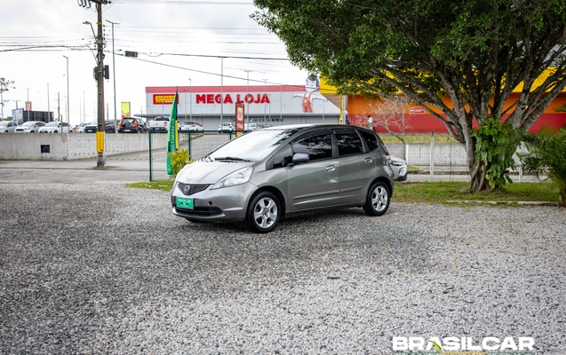 imagem-https://www.socarrao.com.br/sc-vehicle-images-prod/3970491/1789861901645-003_9d324febcd9f0140d0ada7f356ed7e54.jpg