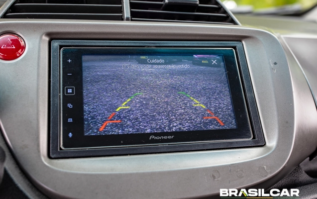 imagem-https://www.socarrao.com.br/sc-vehicle-images-prod/3970491/1789861901657-003_b9b111563b4bd6af58b34df0c6b49598.jpg