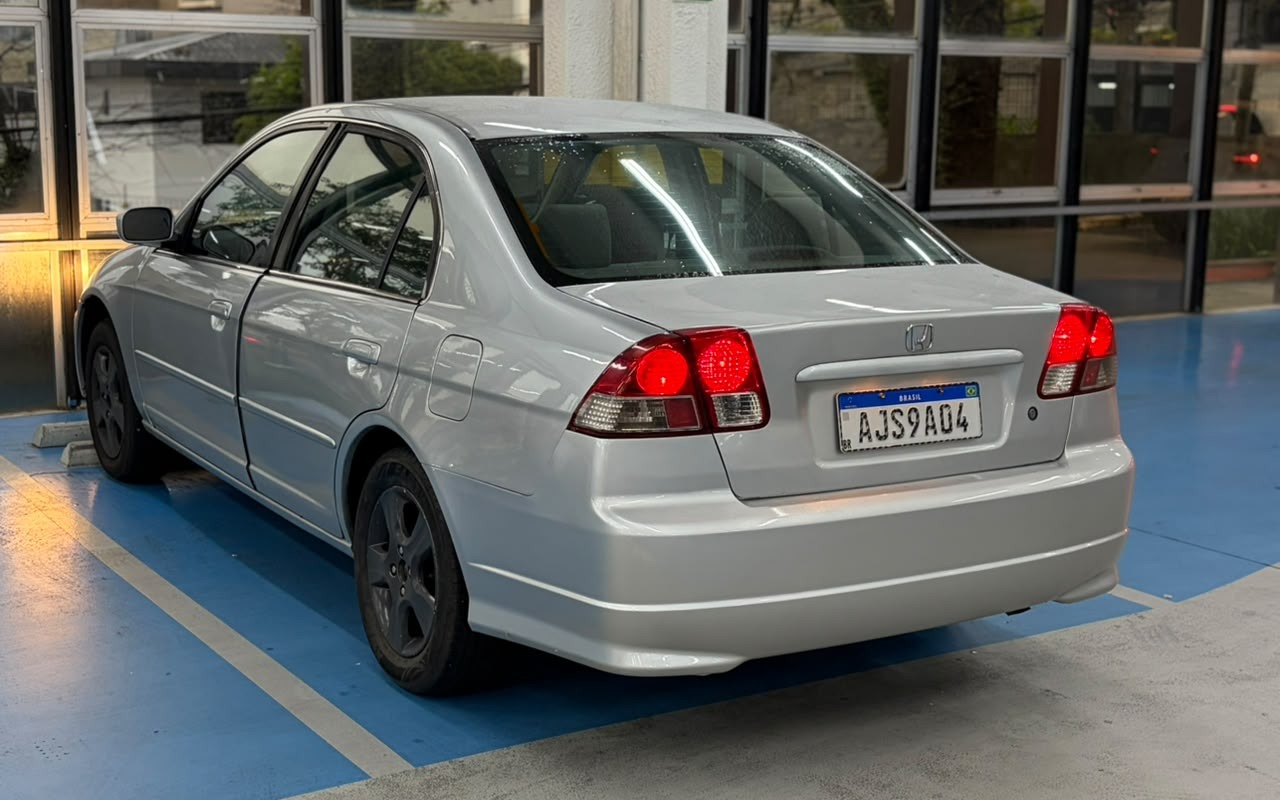 imagem-https://www.socarrao.com.br/sc-vehicle-images-prod/3970732/1789868205633-V2hhdHNBcHAgSW1hZ2UgMjAyNi0wOS0xOSBhdCAyMS4zNS41MCAoMSkuanBlZw.jpeg