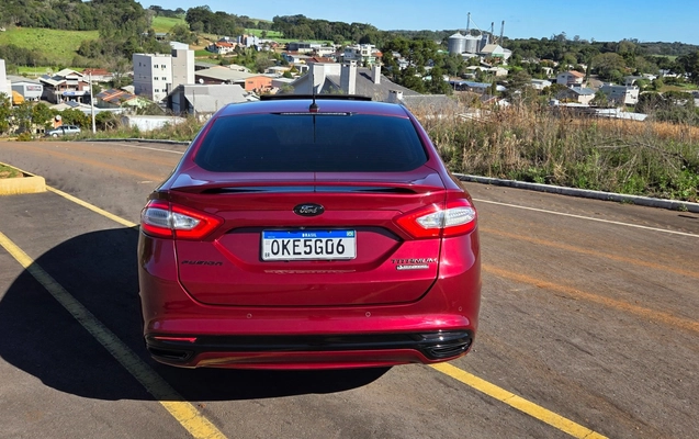 imagem-https://www.socarrao.com.br/sc-vehicle-images-prod/3970747/1789869205215-MjAyNjA4MjJfMTUxMjI1LmpwZw.jpg