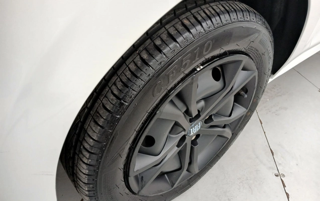 imagem-https://www.socarrao.com.br/sc-vehicle-images-prod/3970932/1789875331066-1_085800.jpg