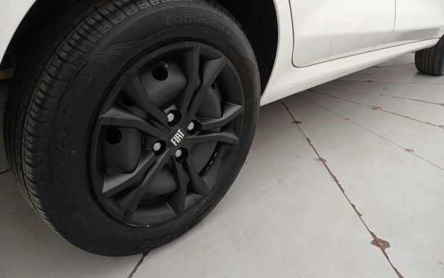 imagem-https://www.socarrao.com.br/sc-vehicle-images-prod/3970932/1789875331071-1_085803.jpg