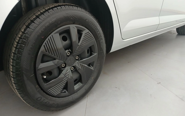 imagem-https://www.socarrao.com.br/sc-vehicle-images-prod/3971253/1789876573568-1_125331.jpg