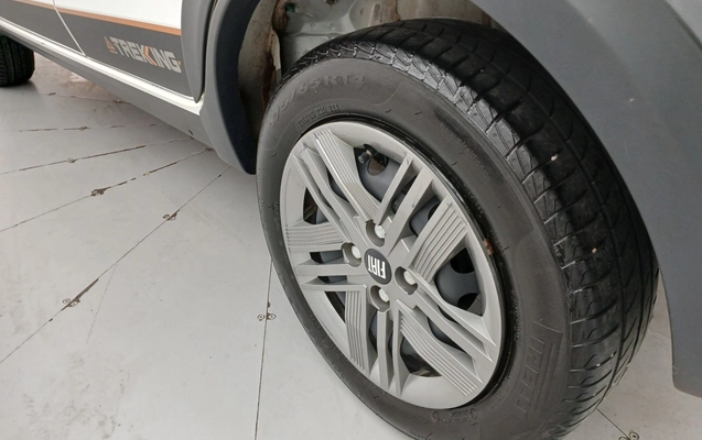 imagem-https://www.socarrao.com.br/sc-vehicle-images-prod/3971414/1789878657300-1_032136.jpg