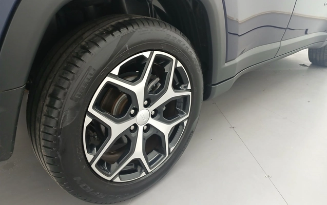 imagem-https://www.socarrao.com.br/sc-vehicle-images-prod/3971415/1789878659281-1_015423.jpg