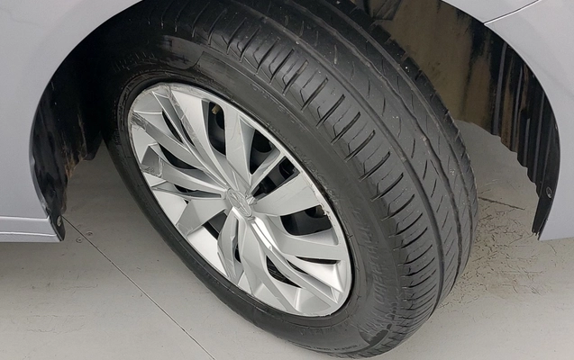 imagem-https://www.socarrao.com.br/sc-vehicle-images-prod/3972770/1789881239478-2_121530.jpg