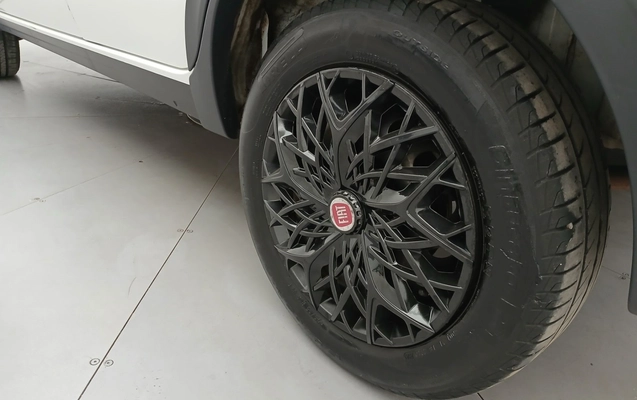 imagem-https://www.socarrao.com.br/sc-vehicle-images-prod/3972810/1789881408917-1_014820.jpg