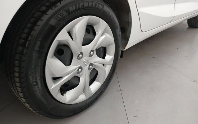 imagem-https://www.socarrao.com.br/sc-vehicle-images-prod/3973772/1789883313164-1_015740.jpg