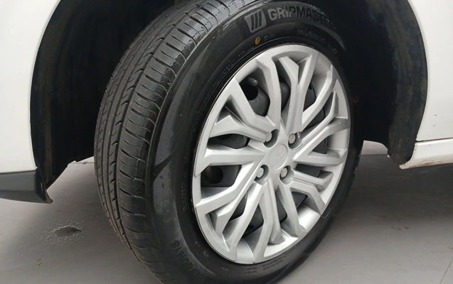 imagem-https://www.socarrao.com.br/sc-vehicle-images-prod/3973782/1789883382978-1_020035.jpg