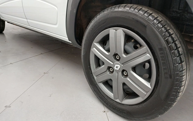 imagem-https://www.socarrao.com.br/sc-vehicle-images-prod/3973792/1789883448770-1_011908.jpg