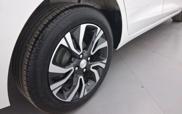 imagem-https://www.socarrao.com.br/sc-vehicle-images-prod/3973793/1789883454385-1_024629.jpg