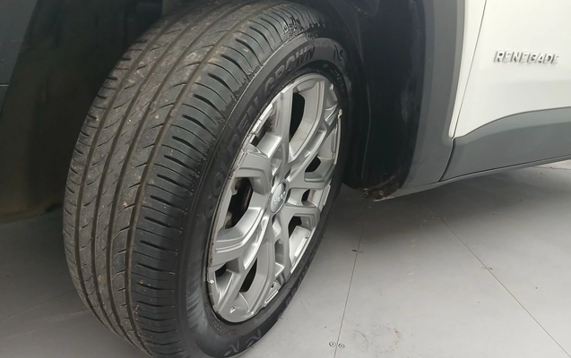imagem-https://www.socarrao.com.br/sc-vehicle-images-prod/3974044/1789883791872-1_011248.jpg