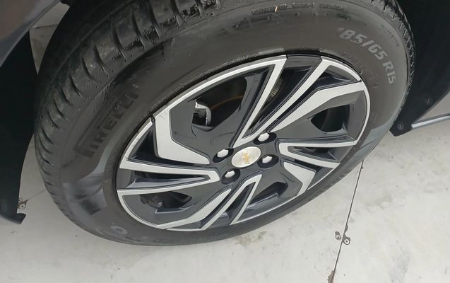 imagem-https://www.socarrao.com.br/sc-vehicle-images-prod/3974871/1789884581687-2_013712.jpg
