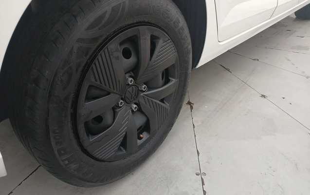 imagem-https://www.socarrao.com.br/sc-vehicle-images-prod/3974960/1789884625020-2_025152.jpg