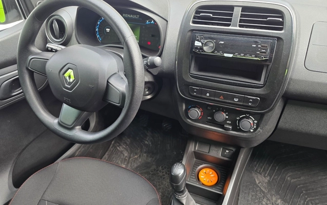 imagem-https://www.socarrao.com.br/sc-vehicle-images-prod/3974989/1789884632981-1_031842.jpg