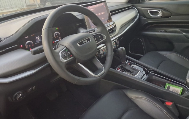 imagem-https://www.socarrao.com.br/sc-vehicle-images-prod/3975015/1789884638914-2_062455.jpg