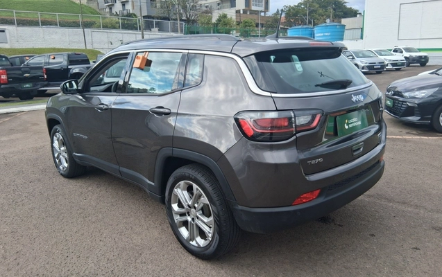 imagem-https://www.socarrao.com.br/sc-vehicle-images-prod/3975119/1789884888543-1_043016.jpg