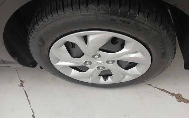 imagem-https://www.socarrao.com.br/sc-vehicle-images-prod/3975162/1789885042216-1_123946.jpg