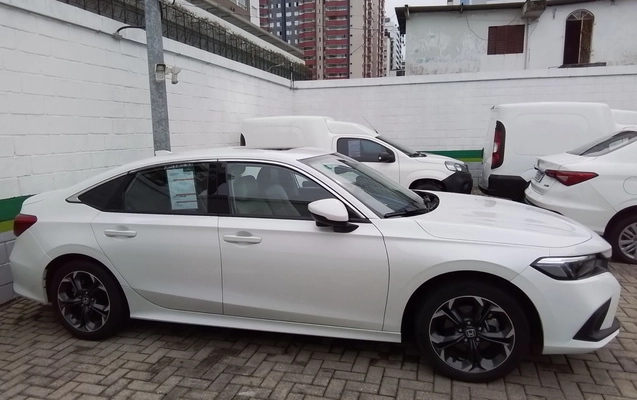 imagem-https://www.socarrao.com.br/sc-vehicle-images-prod/3975181/1789885059084-1_121053.jpg