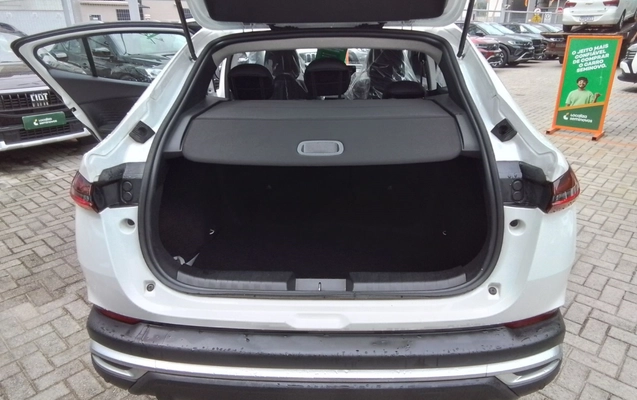 imagem-https://www.socarrao.com.br/sc-vehicle-images-prod/3975209/1789885077170-1_031231.jpg