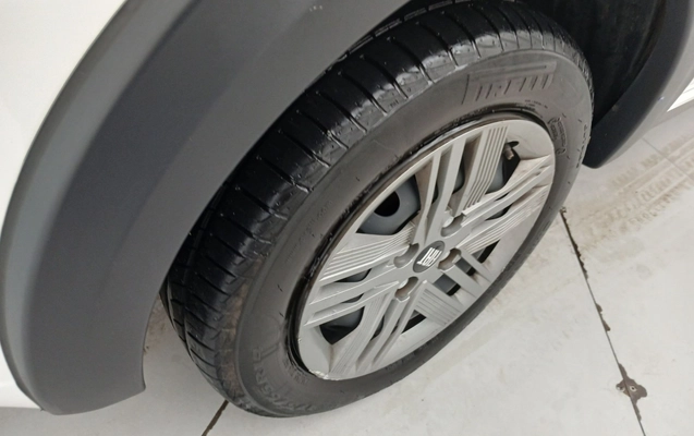 imagem-https://www.socarrao.com.br/sc-vehicle-images-prod/3975397/1789885217838-3_100651.jpg