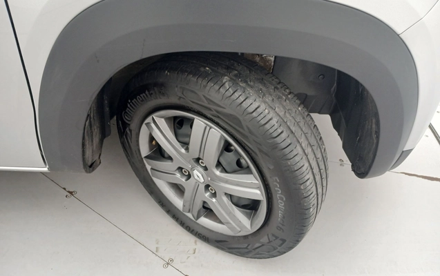 imagem-https://www.socarrao.com.br/sc-vehicle-images-prod/3975424/1789885252139-1_100733.jpg