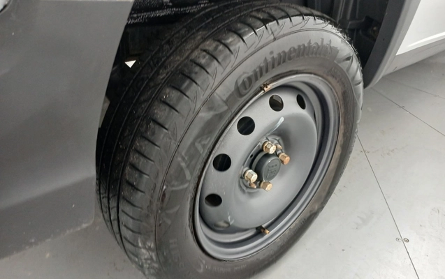 imagem-https://www.socarrao.com.br/sc-vehicle-images-prod/3975439/1789885269602-1_053346.jpg