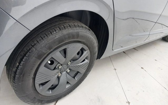 imagem-https://www.socarrao.com.br/sc-vehicle-images-prod/3975488/1789885450402-1_095905.jpg