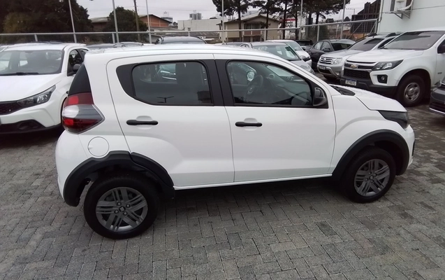 imagem-https://www.socarrao.com.br/sc-vehicle-images-prod/3975612/1789886246068-1_053921.jpg