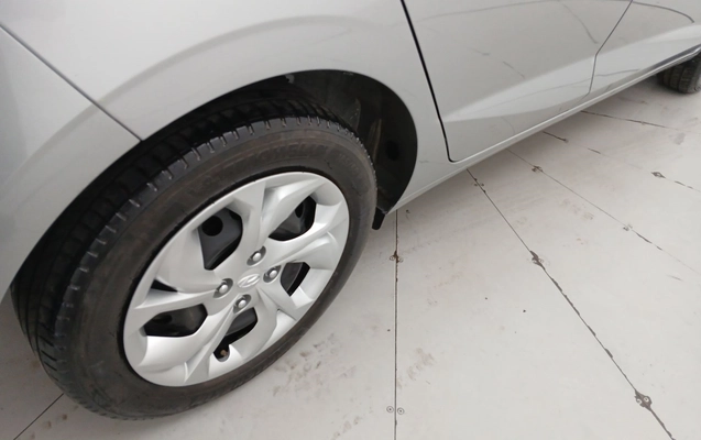 imagem-https://www.socarrao.com.br/sc-vehicle-images-prod/3975716/1789886397636-2_105728.jpg