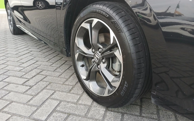 imagem-https://www.socarrao.com.br/sc-vehicle-images-prod/3975847/1789886493520-1_120931.jpg